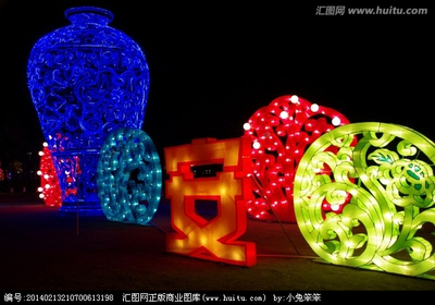武汉东湖百组彩灯 光影交织的梦幻盛宴